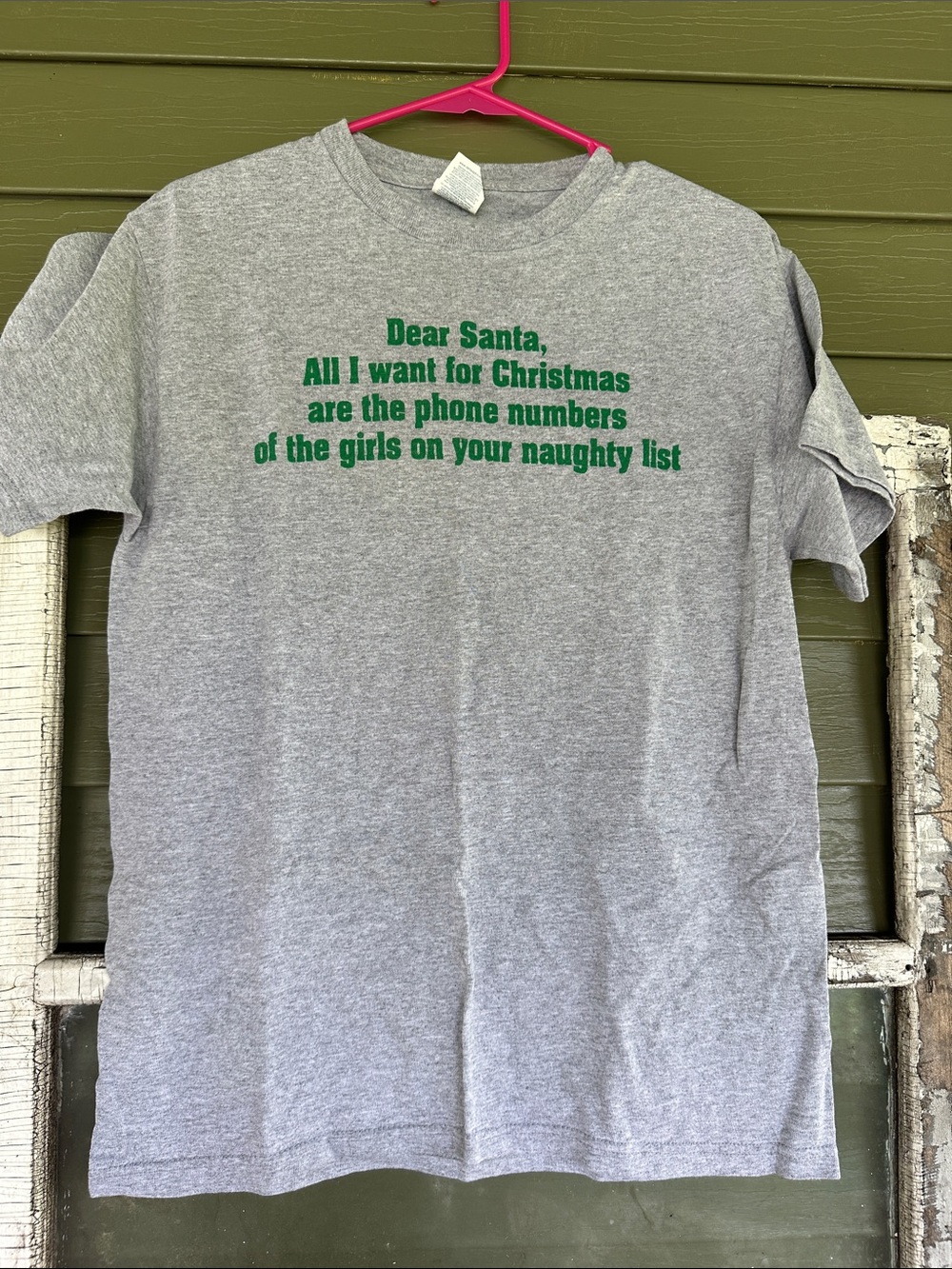 Delta Gray Short-Sleeve Tee with Green Holiday Text